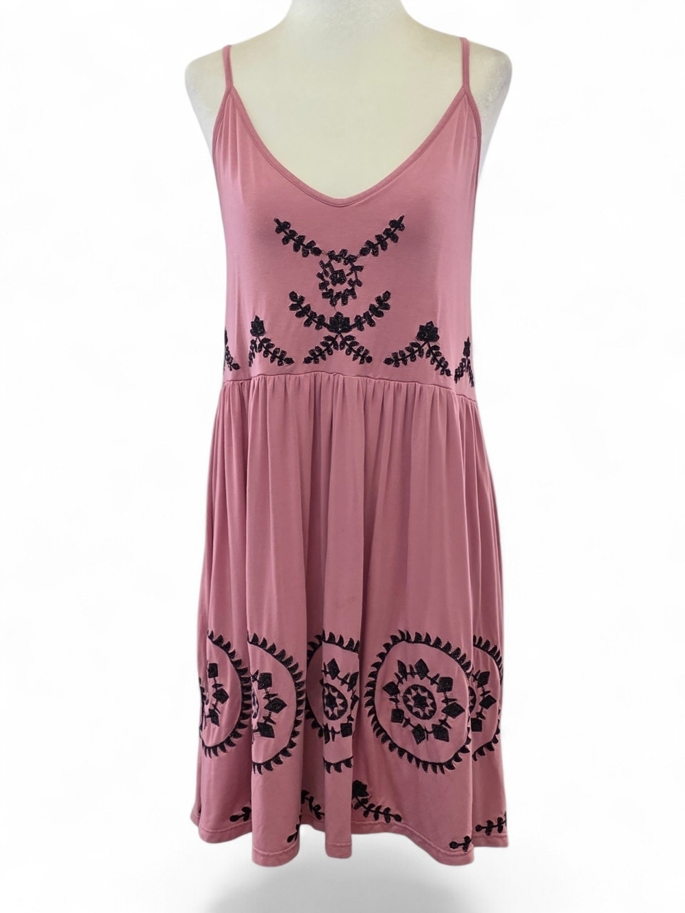 POL Embroidered Spaghetti-Strap Midi Dress in Dusty Pink